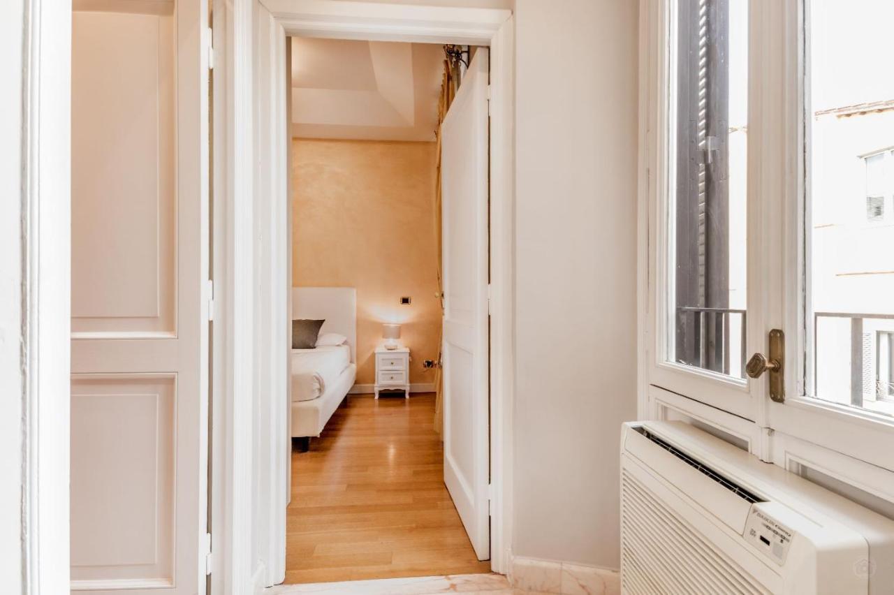 Apartment - Pietra Rom