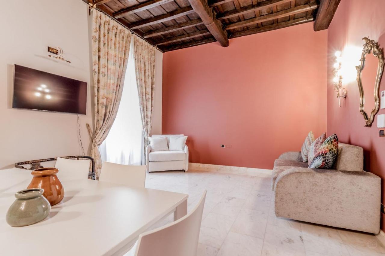 - Pietra Apartment Rom